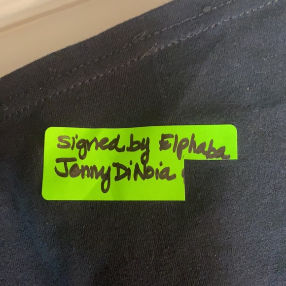 NWOT Signed Wicked t shirt - Picture 6 of 6